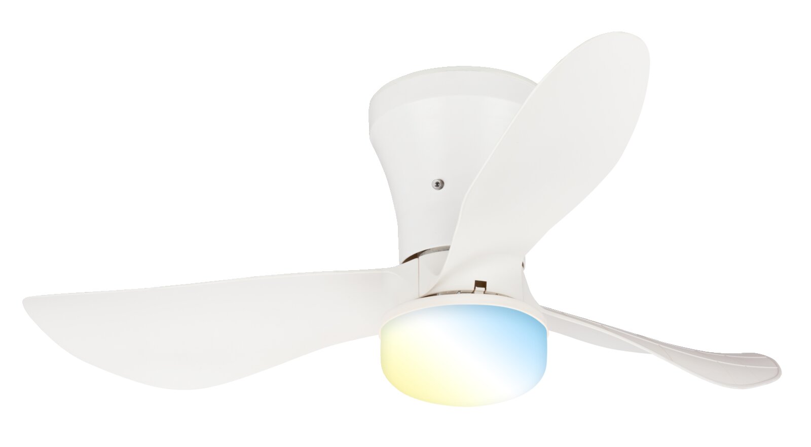 Weißer Deckenventilator mit drei Flügeln und integrierter LED-Leuchte, Ansicht von unten in leichter Seitenperspektive