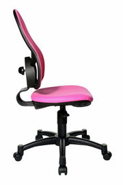 Seitenansicht eines pinken Drehstuhls mit schwarzem Gestell und Rollen
