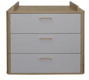 Wickelkommode mit drei Schubladen in Holzoptik und grauer Front, Frontalansicht