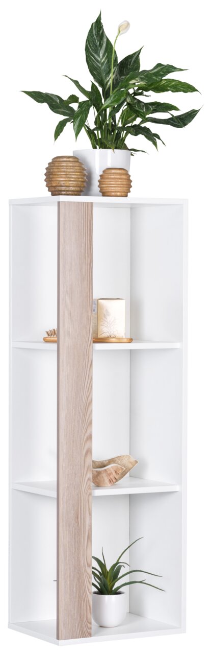 Voleo Regal FREYA Weißes Regal mit drei Ebenen, dekoriert mit Pflanzen und Accessoires, aus seitlicher Perspektive.