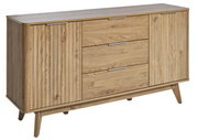 Holz-Sideboard mit zwei Türen und drei Schubladen, aus schräger Perspektive fotografiert