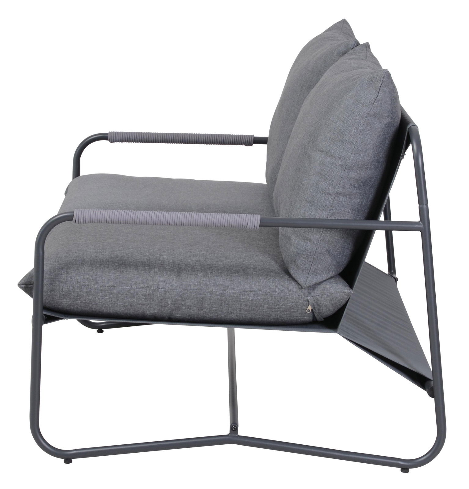 Seitenansicht eines modernen Loungesessels mit grauem Metallrahmen und grauen Kissen.