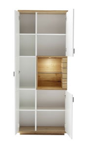 Frontale Ansicht eines Highboards mit offenen Türen, weißen Fächern und einem beleuchteten Holzfach in der Mitte.