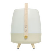 Frontansicht einer tragbaren Lampe mit Holzgriff und dreibeinigem Standfuß, Modell Lite-up Play JBL Sand.