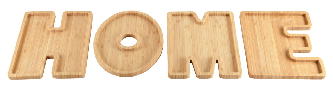Servierbretter aus Bambus in Form der Buchstaben H, O, M, E, von oben betrachtet.