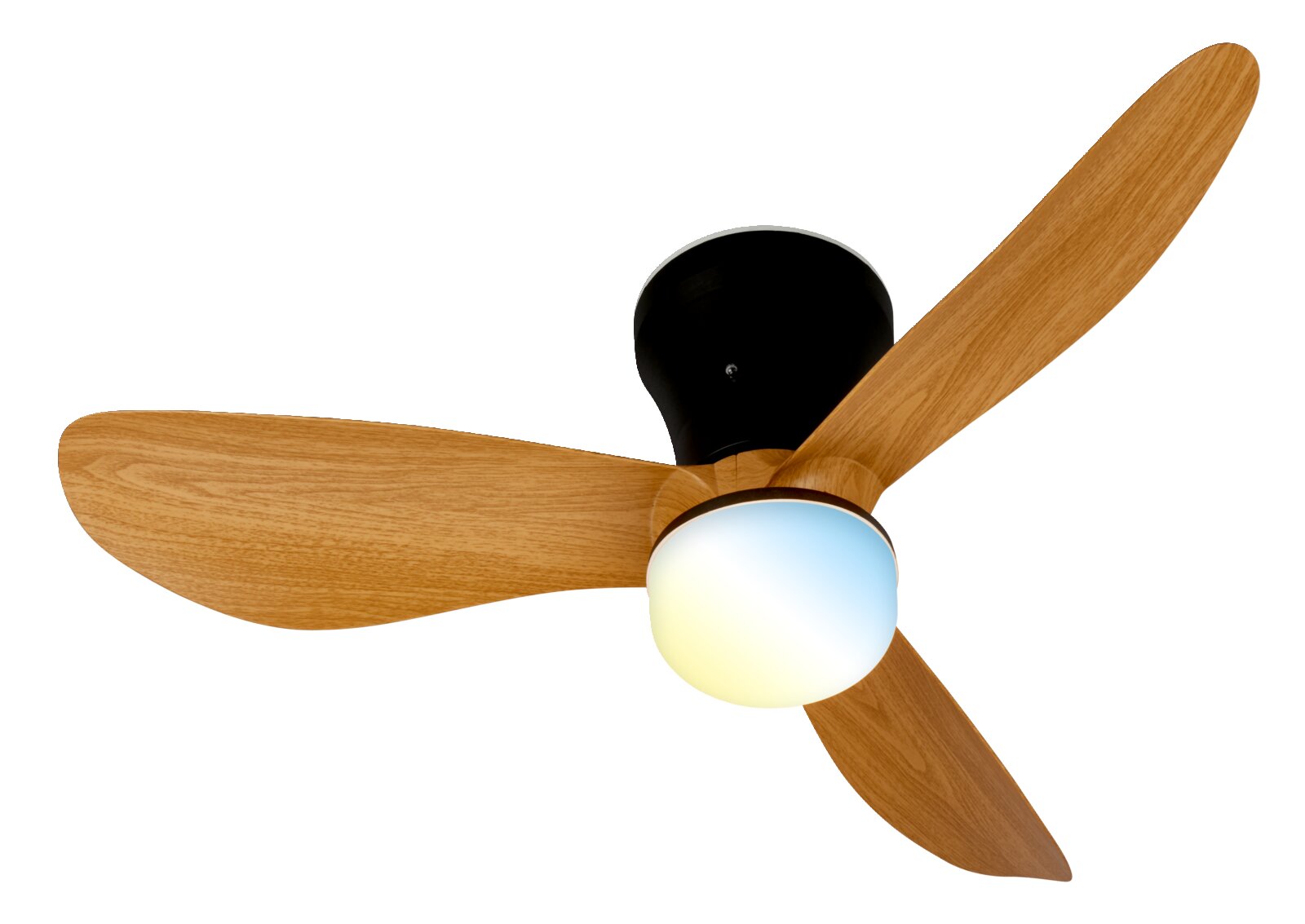 Deckenventilator mit drei Holzflügeln und integrierter Kugel-Leuchte, schwarzes Motorgehäuse, Ansicht von unten in leichter Schrägperspektive