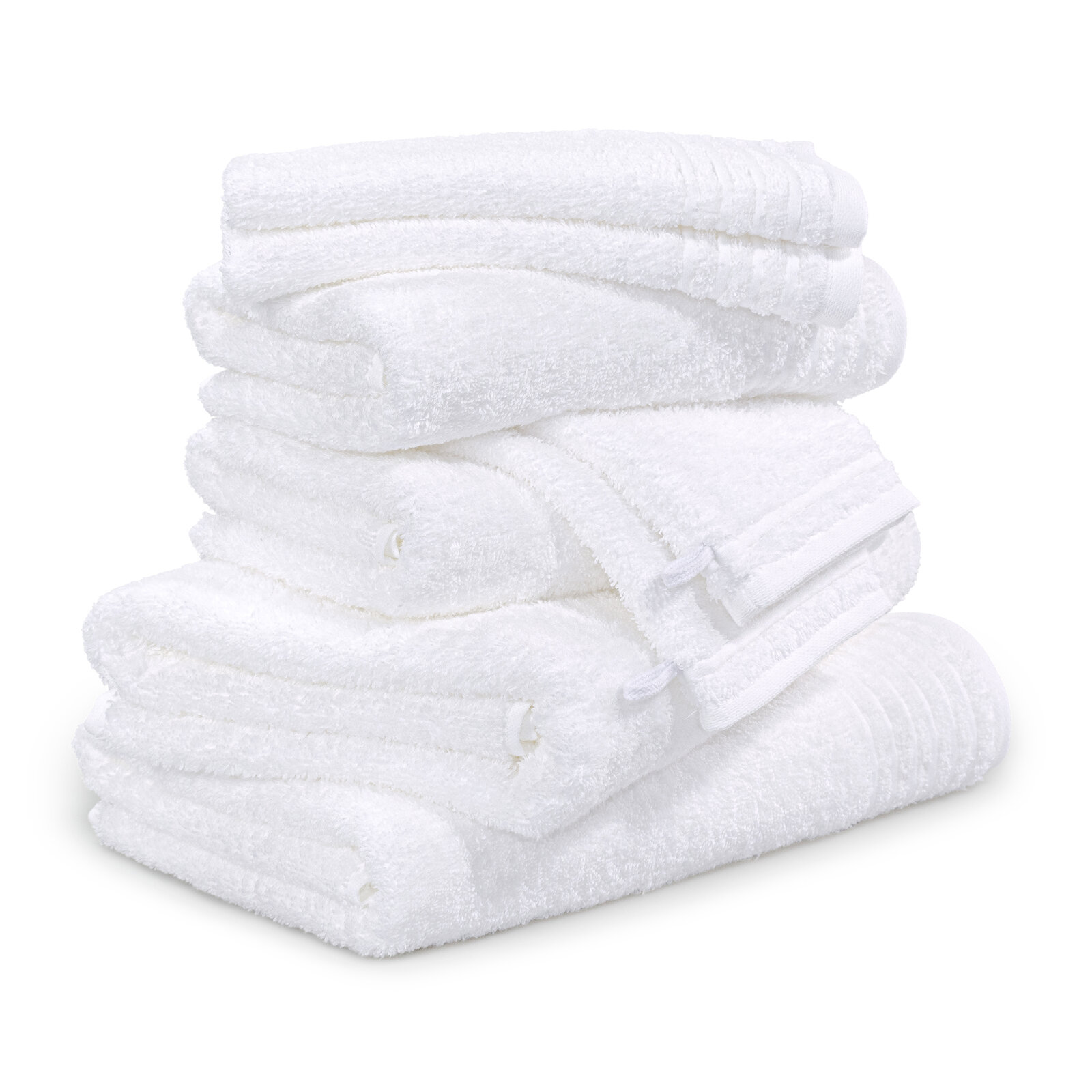 Stapel von weißen Handtüchern, seitliche Perspektive