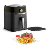 Schwarze Heißluftfritteuse EasyFry & Grill von Tefal, frontal abgebildet, mit Grillrost und einem Teller mit Pommes und Steak.