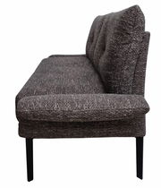 Seitenansicht einer grauen Bank mit Armlehne und Sitzvorzug, Modell SINGARPUR von Moderano, 164 cm lang.