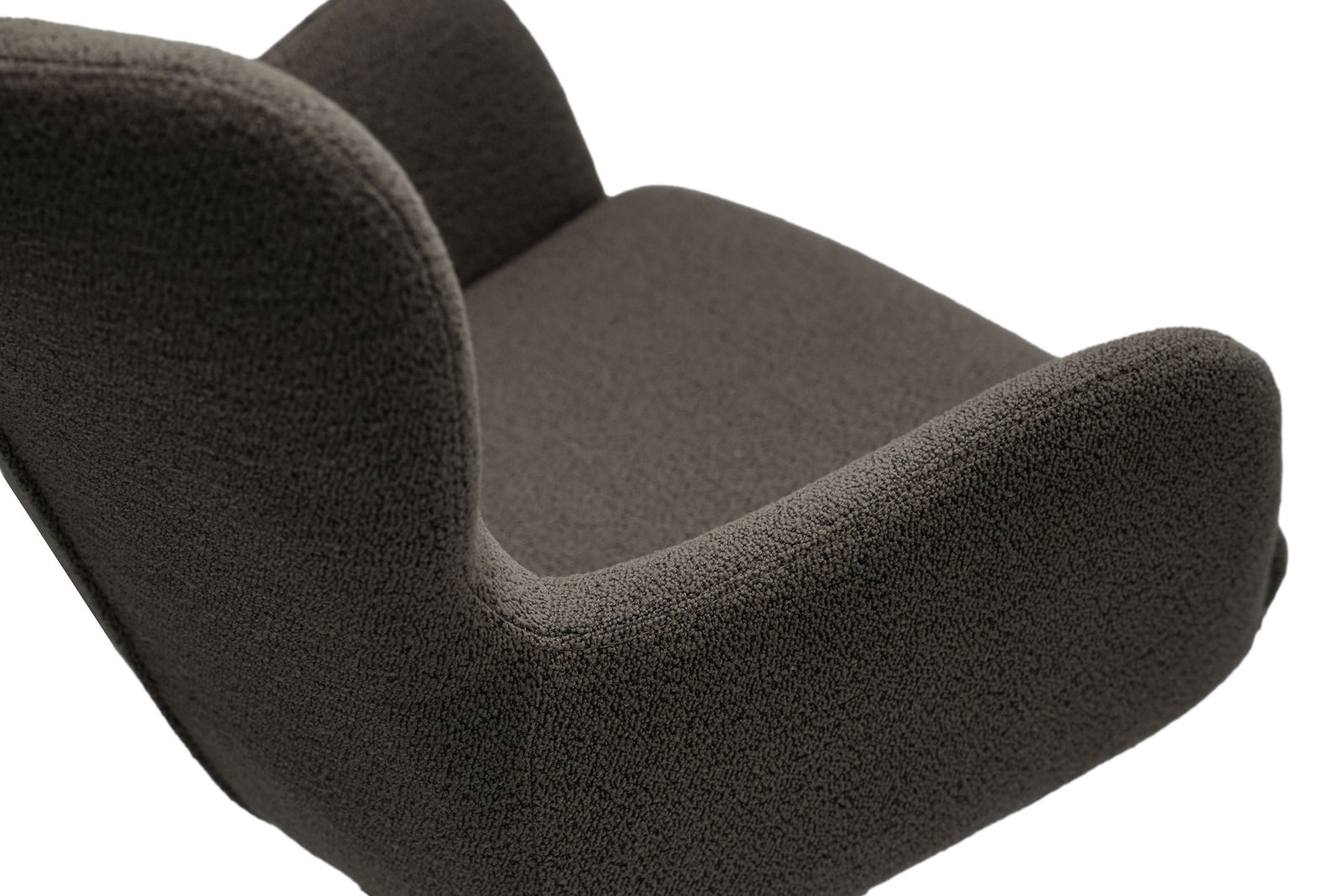 Nahaufnahme eines dunkelgrauen Armlehnstuhls aus Stoff, seitliche Perspektive