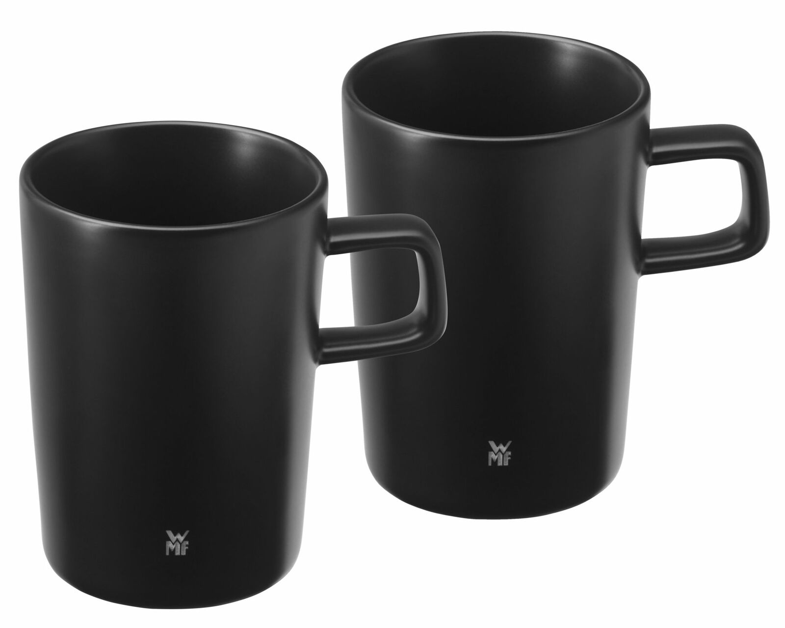 Zwei schwarze Tassen mit Henkel, seitliche Perspektive, modernes Design, WMF-Logo sichtbar