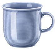 Großer blauer Becher mit Henkel, seitliche Perspektive