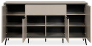 Frontale Ansicht eines Sideboards mit offenen Türen und Fächern, modernes Design in neutralen Farben.