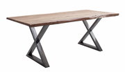 Moderner Esstisch mit Holzplatte und X-förmigen Metallbeinen, seitliche Perspektive