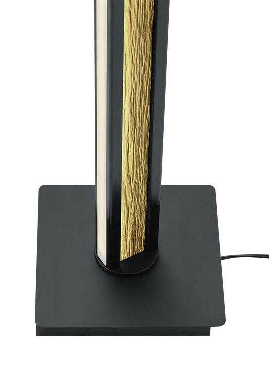 Nahaufnahme der LED-Stehleuchte HELOISE mit schwarzem Sockel und goldener Struktur, von oben betrachtet.