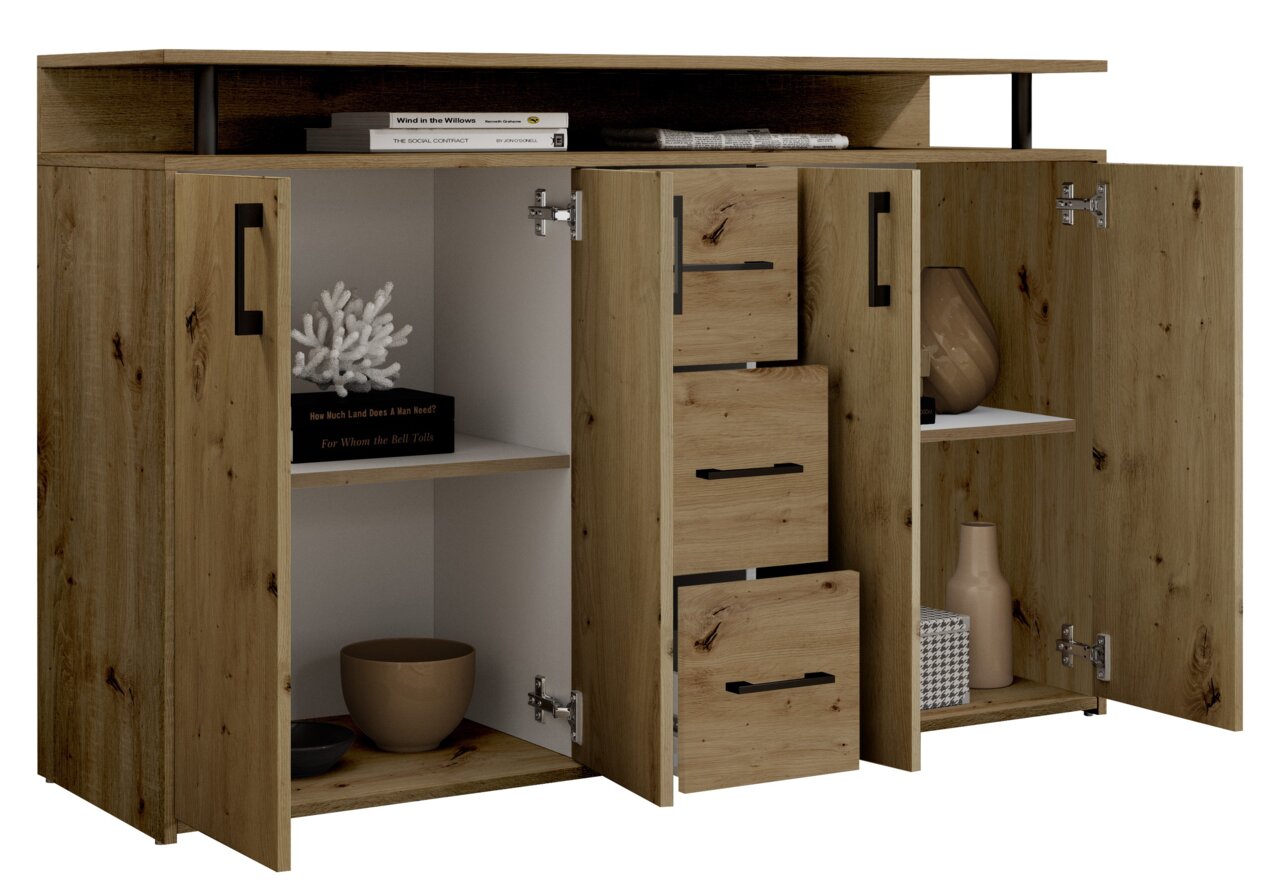 Offenes Sideboard aus Holz mit zwei Türen und drei Schubladen, dekoriert mit Büchern, Vasen und einem Korallenornament. Frontale Perspektive.