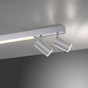 Moderne Deckenleuchte PURE-LINES von Paul Neuhaus mit zwei verstellbaren Strahlern in silberner Optik, seitliche Perspektive
