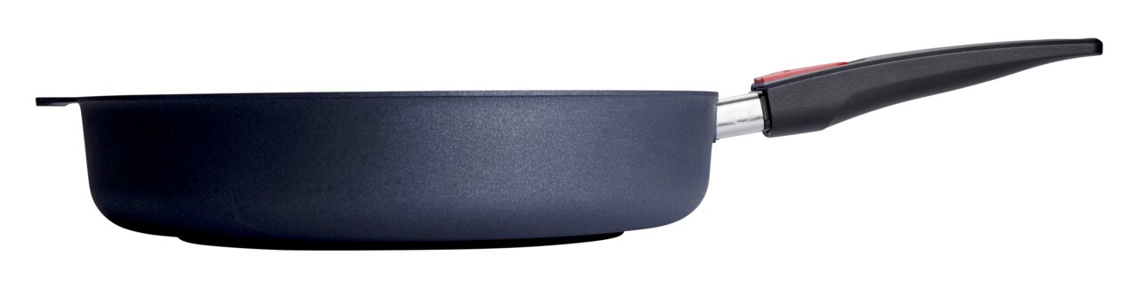 Seitenansicht einer Guss-Hochrandpfanne mit 32 cm Durchmesser und ergonomischem Griff.