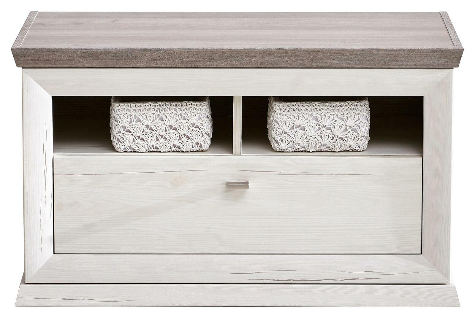 Vorderansicht einer Bank aus der Serie Camron/Benton mit zwei offenen Fächern und einer Schublade, dekoriert mit gehäkelten Körben.