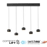 Moderne Pendelleuchte BALLINI mit fünf schwarzen Lampenschirmen, aufgehängt an einer rechteckigen Deckenhalterung. Frontale Perspektive.