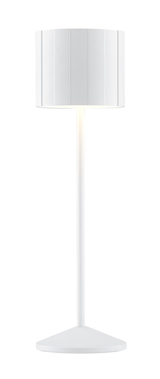 Witte accu-tafellamp met cilindrische lampenkap en slanke voet, afgebeeld van voren.