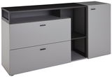 Modernes Sideboard in Grau mit zwei Schubladen, einem offenen Fach und einer Tür, seitliche Perspektive