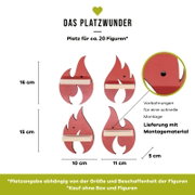 Produktansicht von vorn: vier rote, flammenförmige Wandregale/Displayhalter aus Holz mit hellen Ablageleisten, ca. 15–16 cm hoch und 10–11 cm breit, mit Vorbohrungen für schnelle Montage; Platz für ca. 20 Figuren (ohne Box und Figuren).