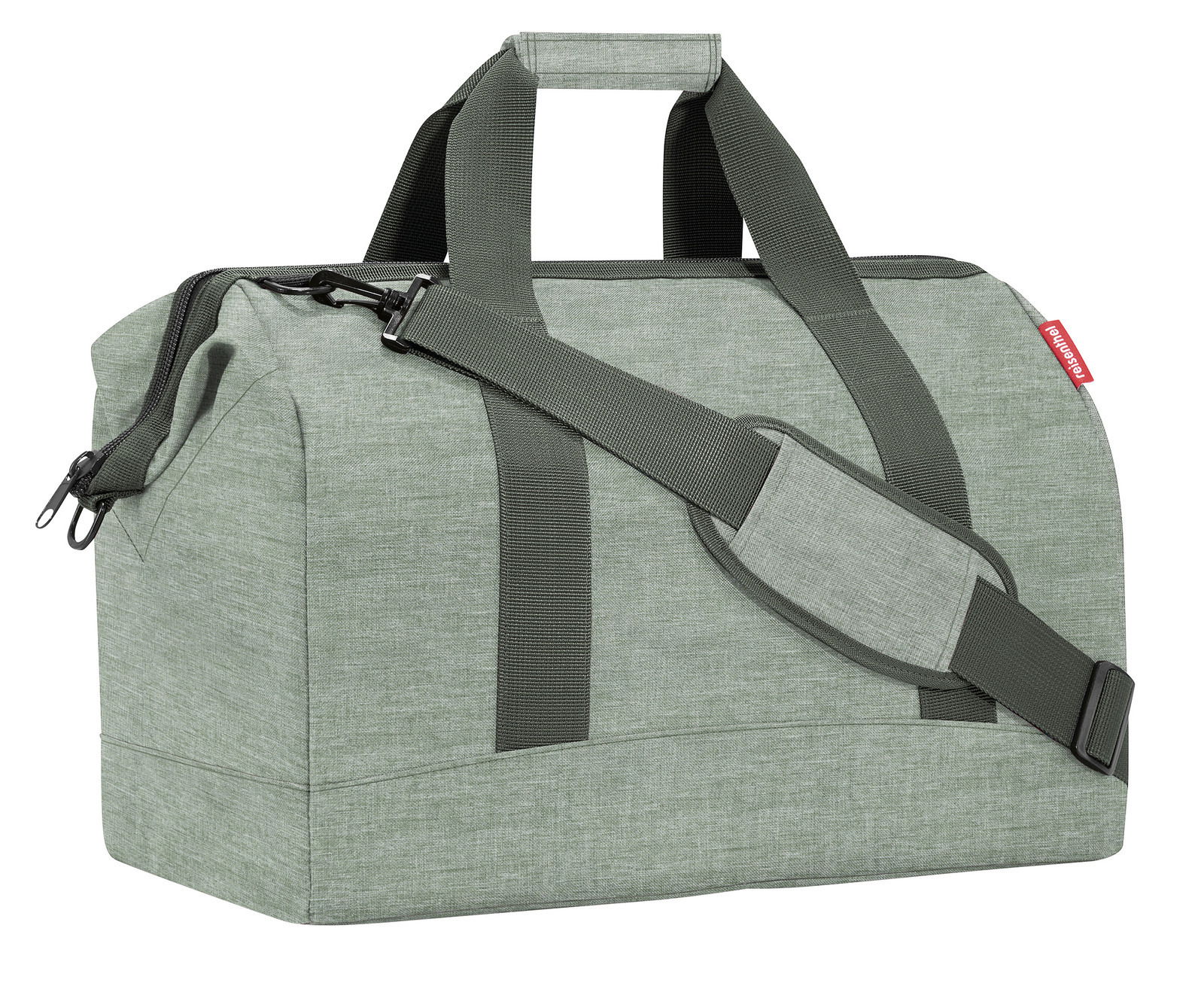 Reisenthel Allrounder L TWIST SAGE Grüne Reisetasche mit Tragegriff und Schultergurt, seitliche Perspektive