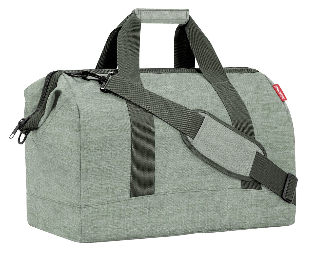 Reisenthel Allrounder L TWIST SAGE Grüne Reisetasche mit Tragegriff und Schultergurt, seitliche Perspektive