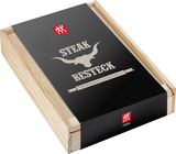 Holzbox mit Steakbesteck-Set, bestehend aus 6 Steakmessern und 6 Steakgabeln, von schräg oben fotografiert