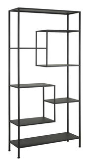 Modernes, offenes schwarzes Regal mit asymmetrischen Regalböden, seitliche Perspektive.
