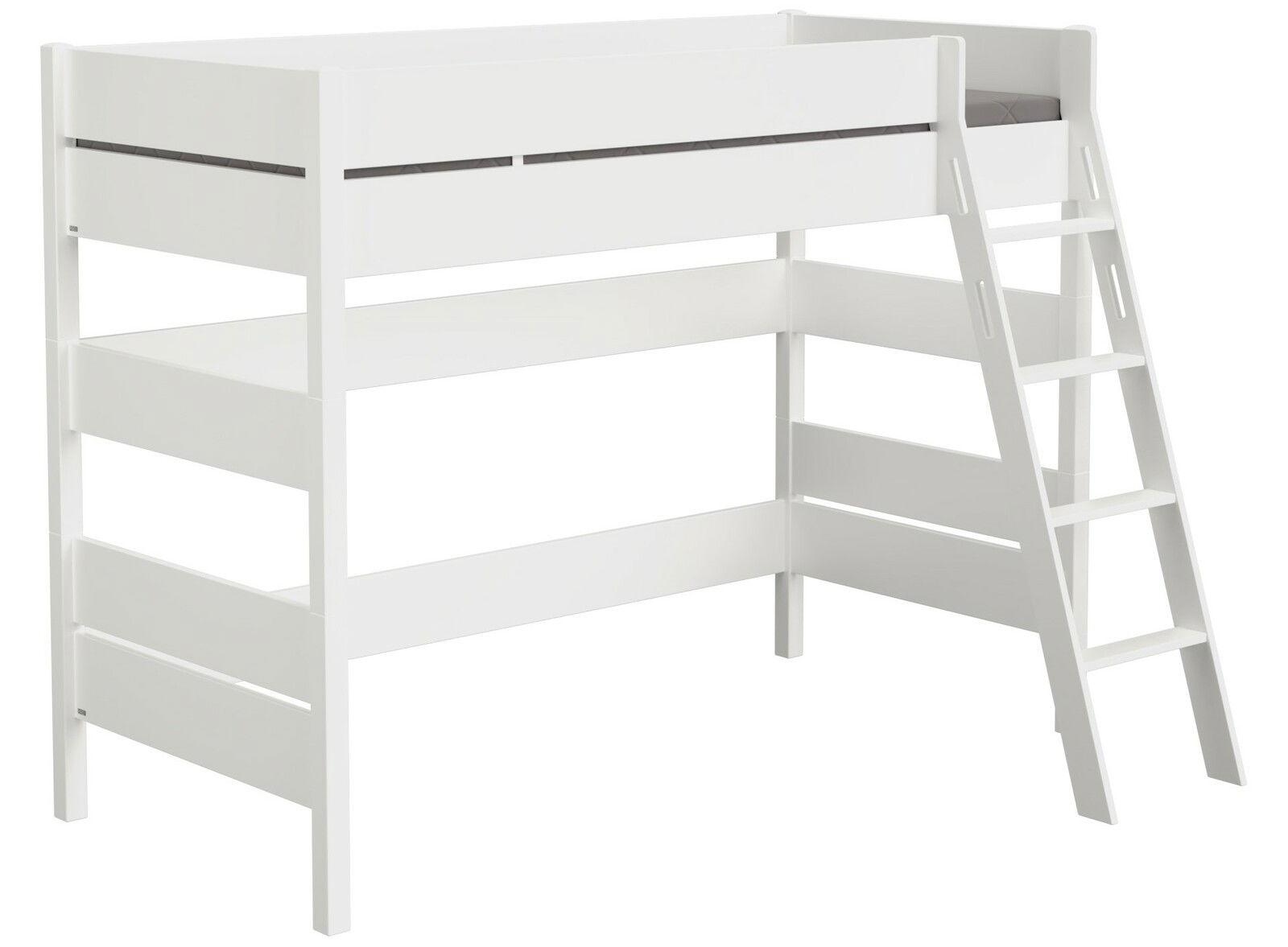 Weißes Spielbett mit Leiter, seitliche Perspektive
