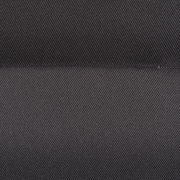 Nahaufnahme des schwarzen Stoffbezugs eines Chefsessels