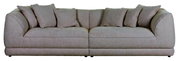 Großes, gemütliches Sofa ROMANTICO in beige mit mehreren Kissen, frontal betrachtet.
