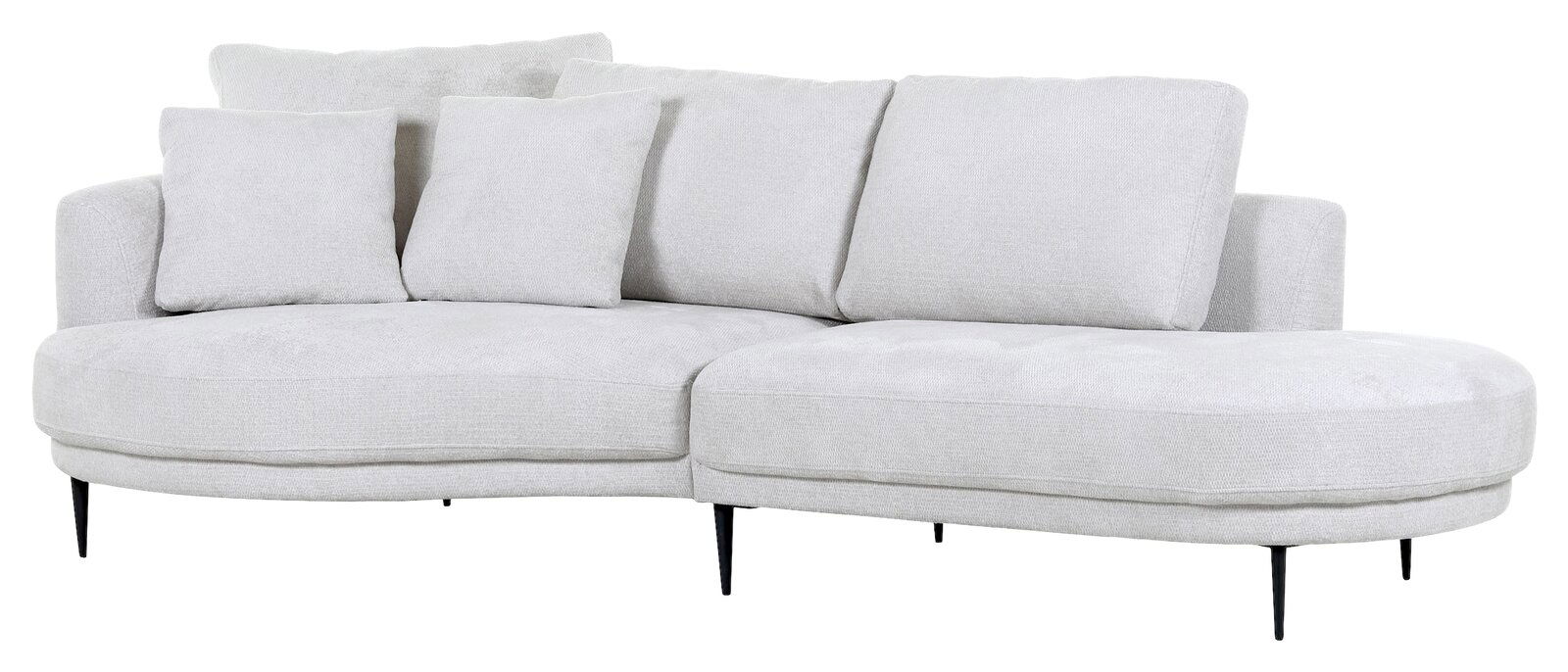 Helles, modernes Sofa mit Ottomane links, frontal betrachtet. Rundecke mit mehreren Kissen und schlanken, schwarzen Beinen.
