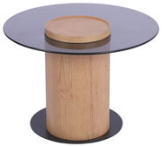 Moderner Beistelltisch mit runder Glasplatte und Holzsäule, seitliche Perspektive