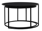 Moderner Couchtisch im Set, bestehend aus zwei runden Tischen in schwarzem Metall, übereinander gestapelt. Seitenansicht.