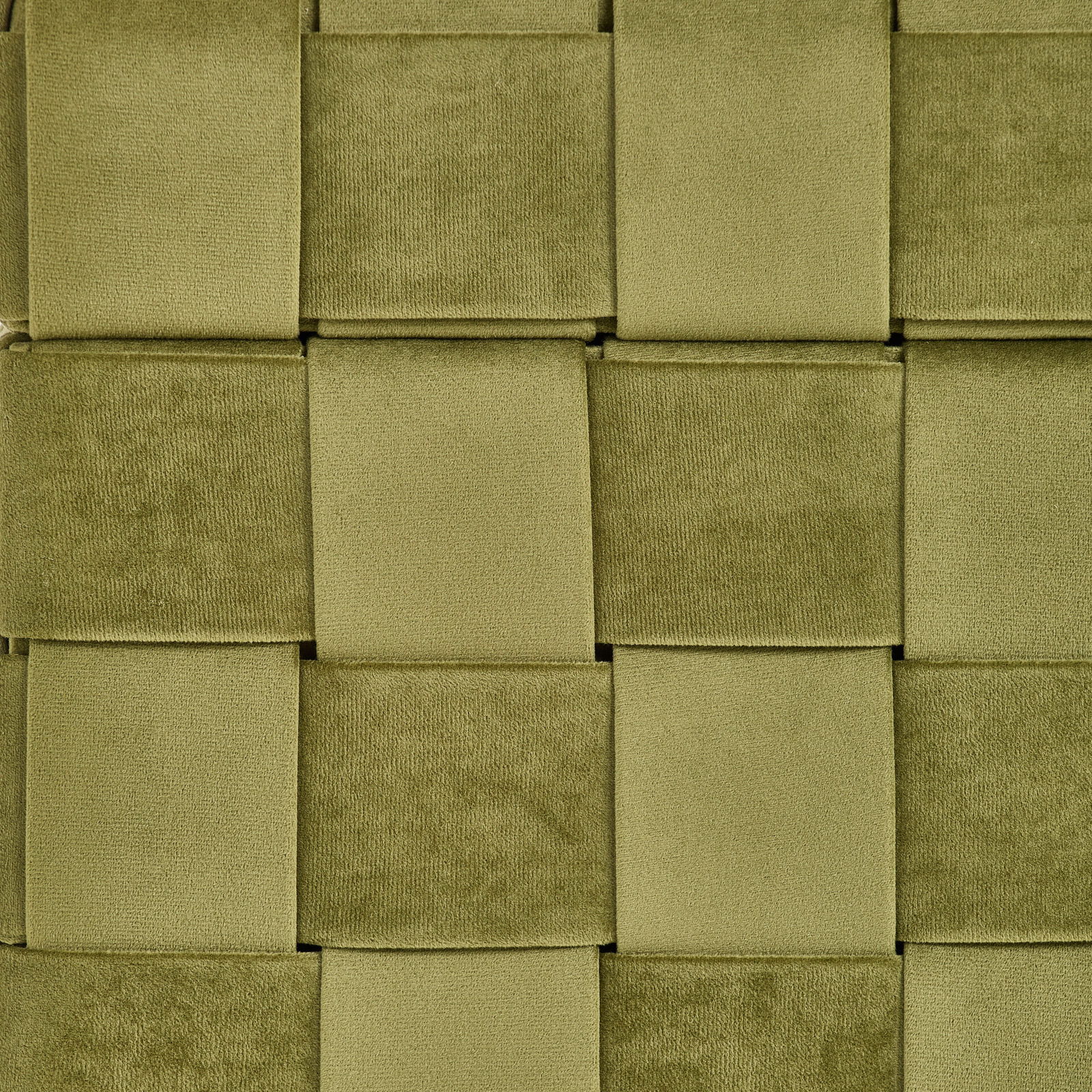 Nahaufnahme eines grünen, gewebten Stoffmusters, das die Oberfläche eines Hockers mit Stauraum zeigt.