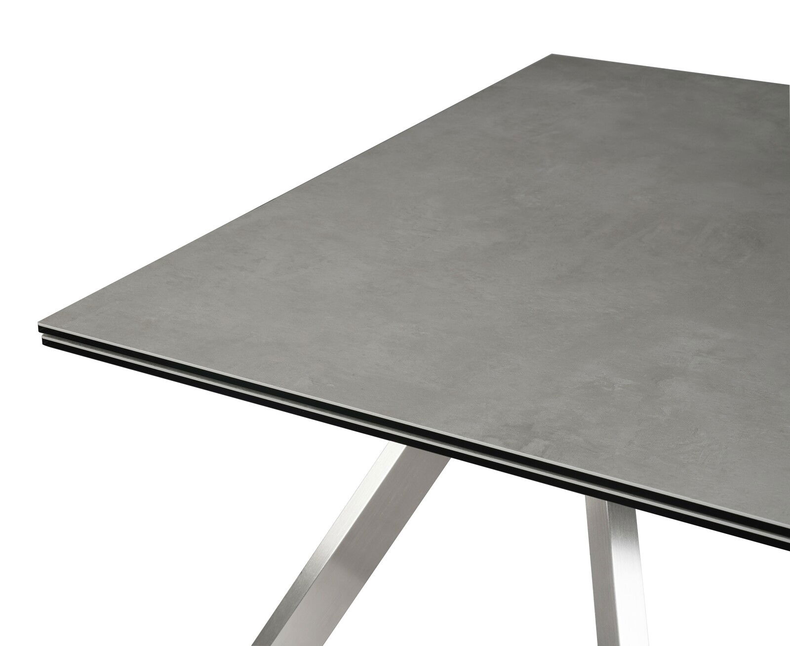 Moderner Esstisch mit grauer Tischplatte und Metallbeinen, seitliche Perspektive