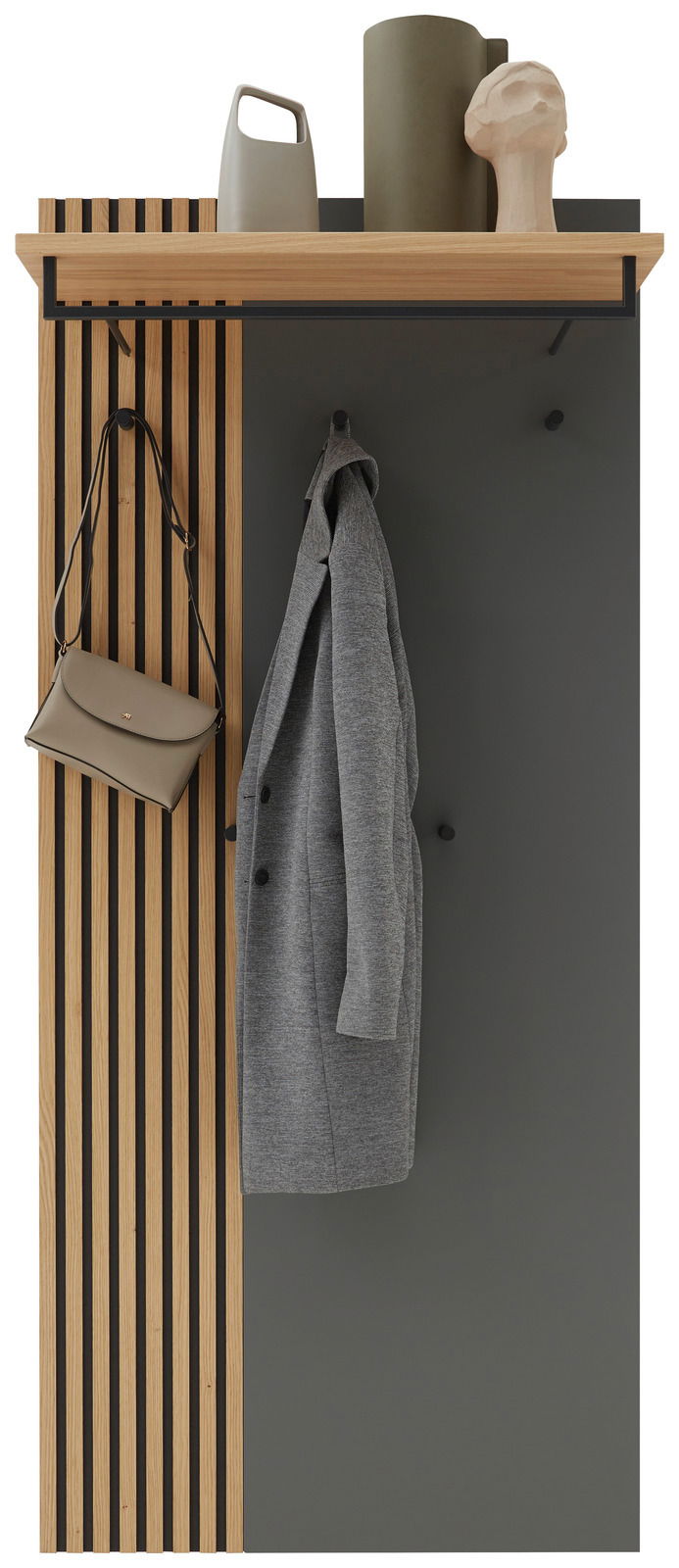 Vorderansicht eines modernen XL-Garderobenpaneels mit Holzlatten, grauer Fläche, Haken für Mäntel und Ablagefläche oben.