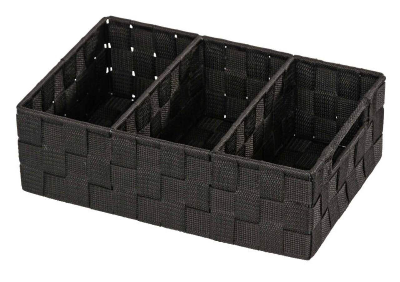 Zwarte badkamerorganizer Adria met handvat, van gevlochten materiaal, in een driedelig aanzicht van schuin bovenaf.