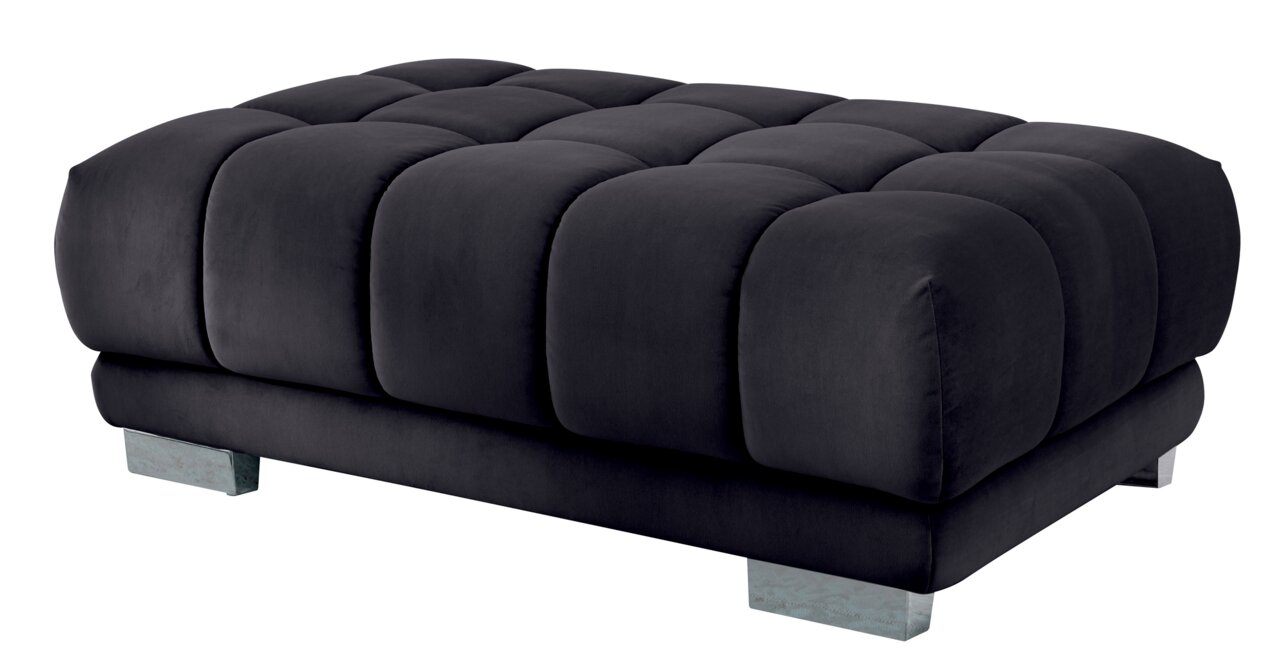 Schwarzer XXL-Hocker mit gepolstertem Design, seitliche Perspektive