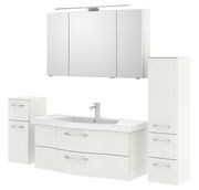 Moderner Badblock in Weiß mit Spiegelschrank, Waschbecken und Stauraum, Frontalansicht