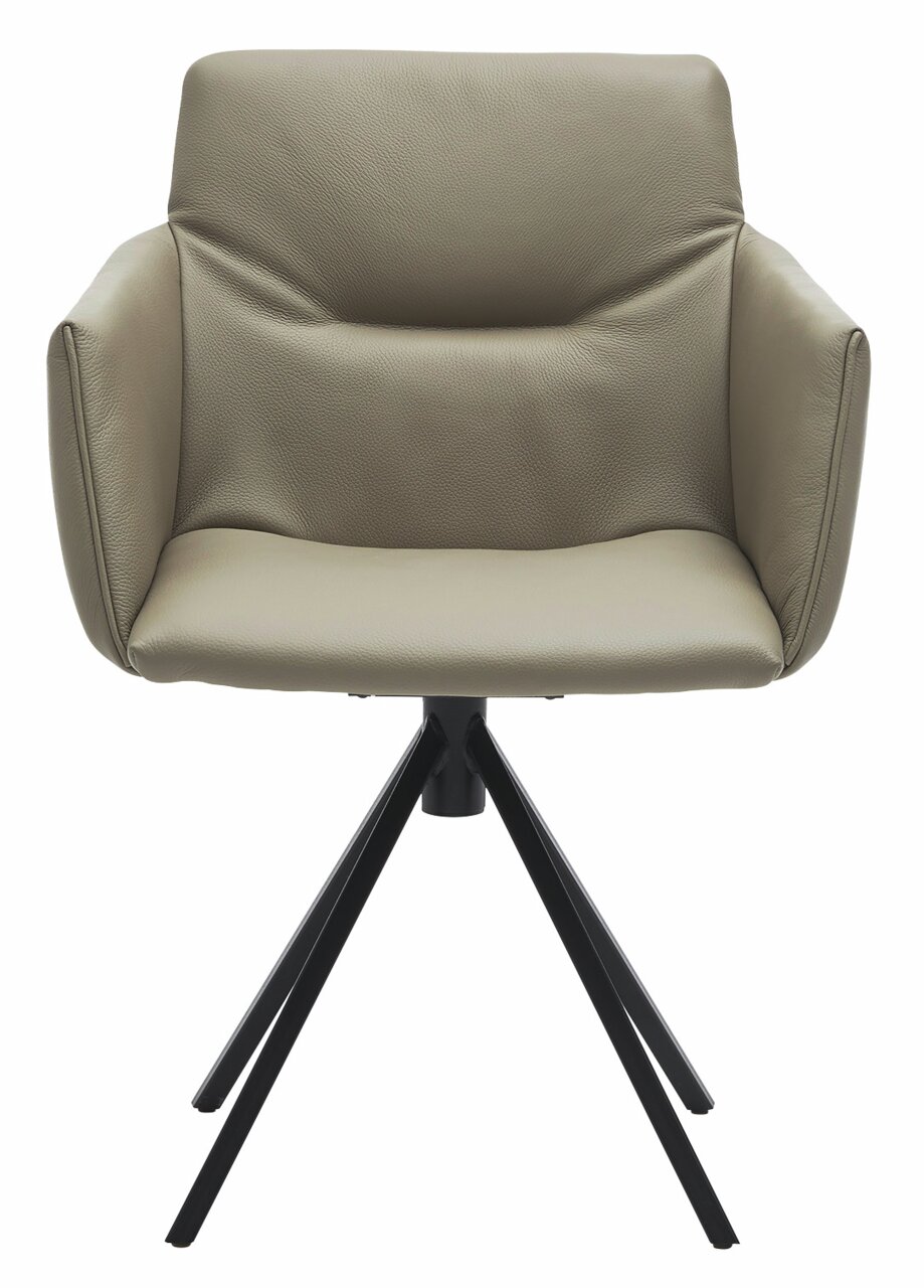 Moderne fauteuil met beige lederen bekleding en een zwart metalen frame, vooraanzicht