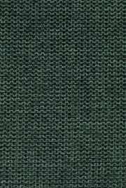 Nahaufnahme eines dunkelgrünen Stoffmusters mit grober Webstruktur, verwendet für einen Armlehnenstuhl.