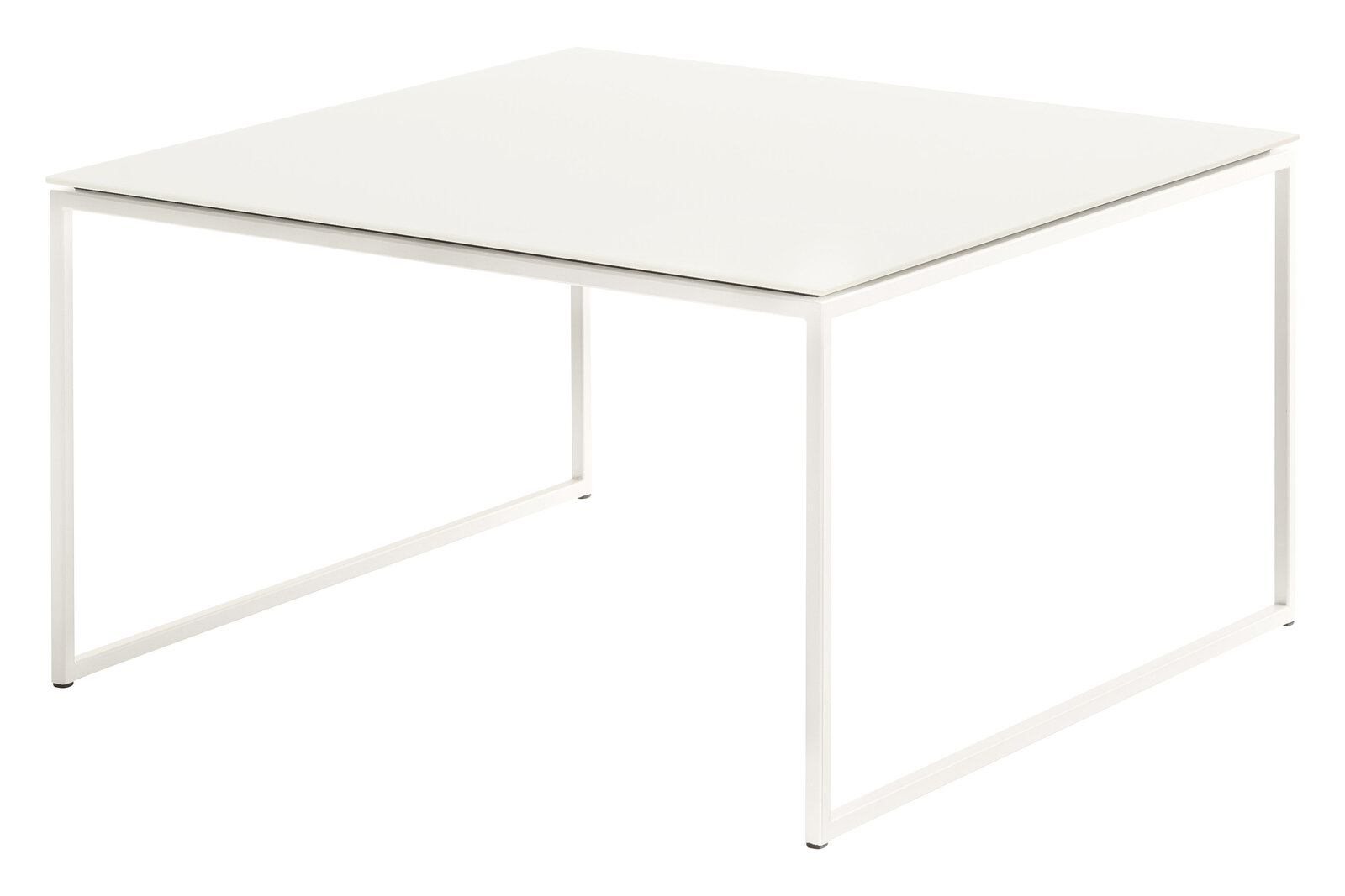 Moderner weißer Couchtisch mit quadratischer Tischplatte und schlankem Metallgestell, seitliche Perspektive