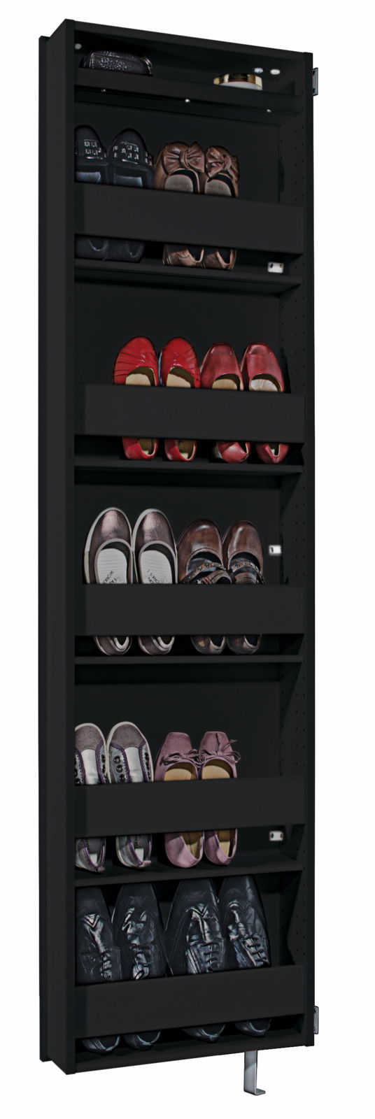 Schwarzer Drehschuhschrank mit mehreren Fächern, gefüllt mit verschiedenen Schuhen, seitliche Perspektive.