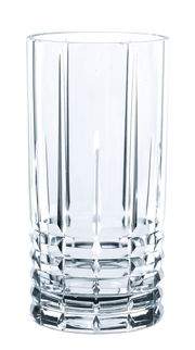 Hochwertiges Longdrinkglas mit facettiertem Design, seitliche Perspektive