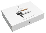 Verpackung des WMF Baric Hebelkorkenziehers in schräger Perspektive