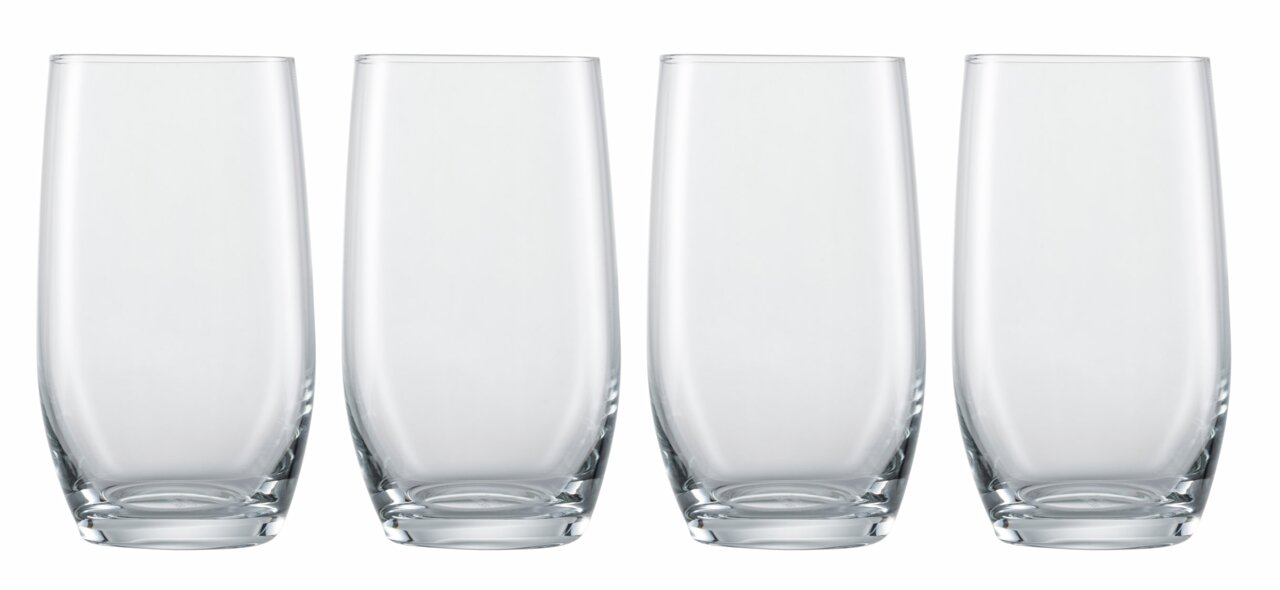 SCHOTT ZWIESEL Bierglas-Set 4-tlg For You Vier transparente Bierbecher in einer geraden Frontansicht.